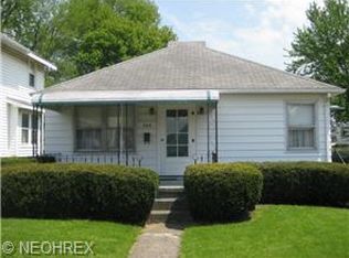 245 25th St NW, Barberton, OH
