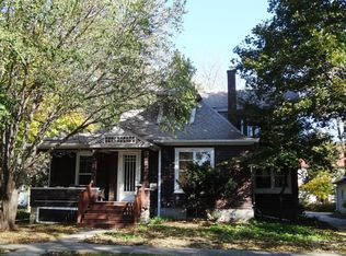 1226 Broad St, Grinnell, IA 50112