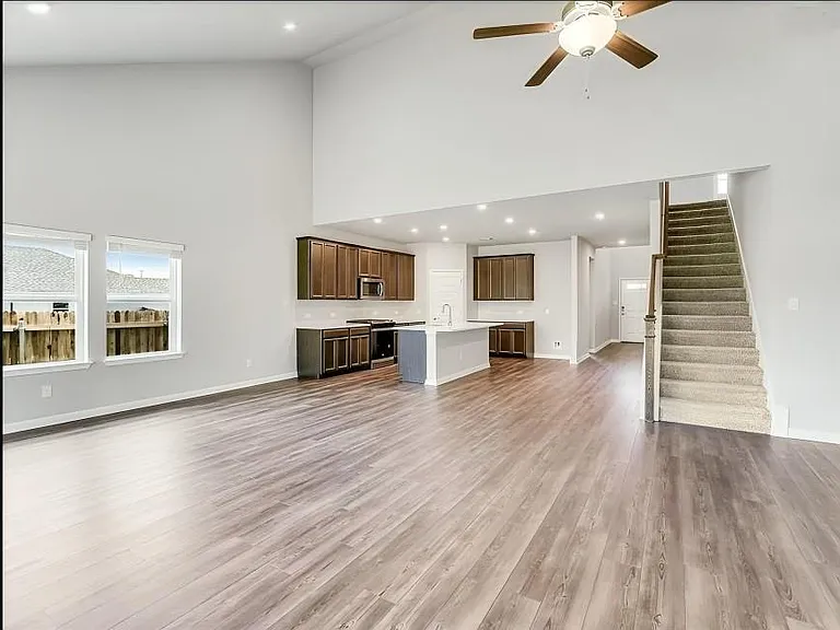 109 Fairmeadow Downs Dr — Photo 8