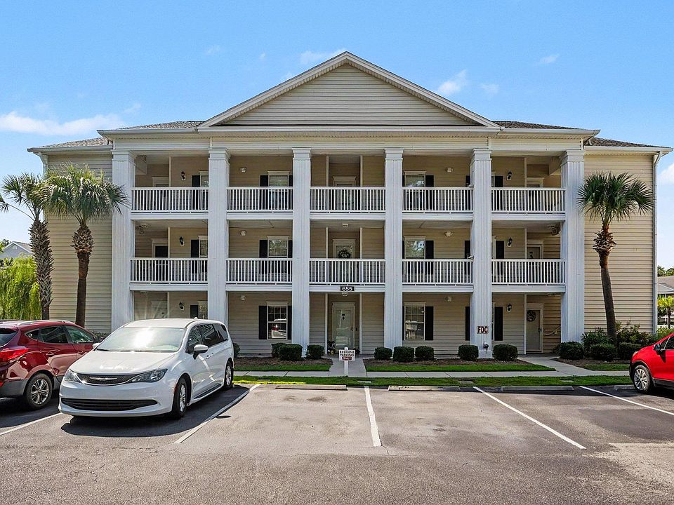 1st image of 655 Woodmoor Dr. #302