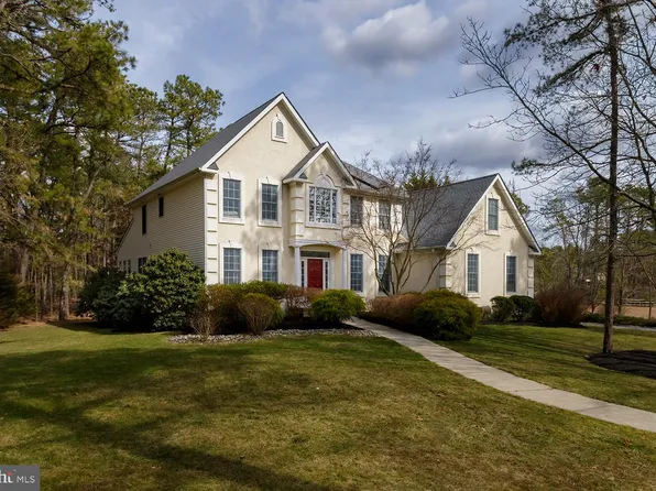 2 Bainbridge Ct, Medford, NJ 08055