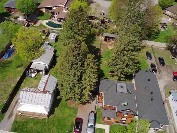 250 Harrington St, Arnprior, ON K7S 2T6