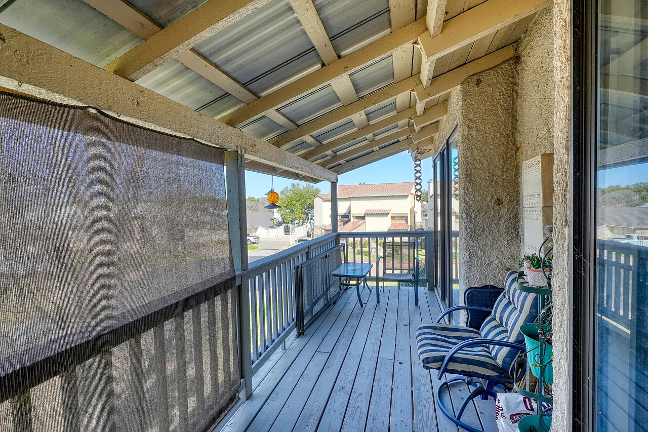1 bed, 850 sqft, $1,000 — Photo 3