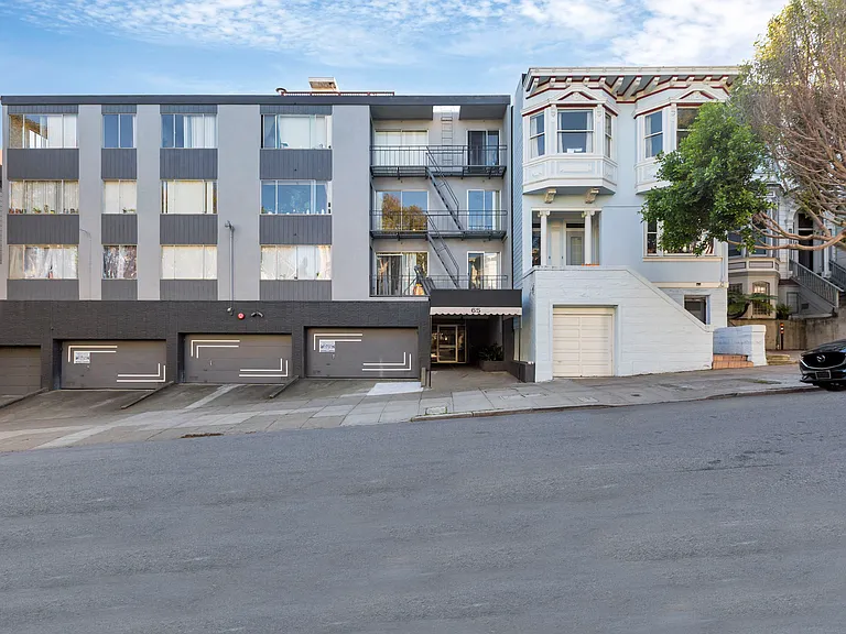 65 Liberty — Photo 2