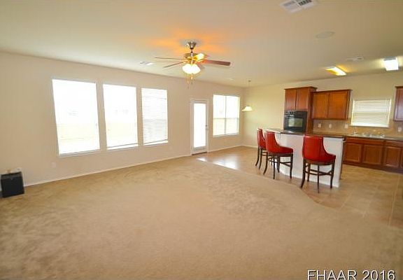 4th image of 3006 Black Orchid Dr