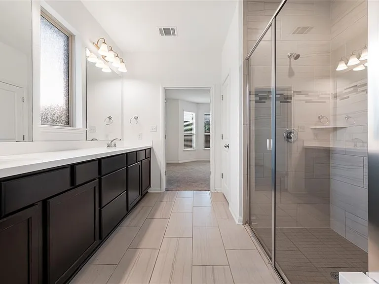 5146 Veranda Ter — Photo 35