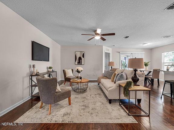 5th image of 13743 MACAPA Road