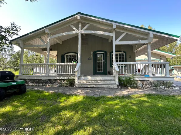 50664 Dossow St, Kenai, AK 99611