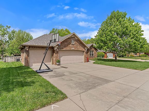 2nd image of 4433 S Appleton Drive