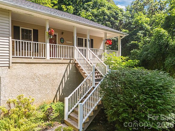 3rd image of 73 Waters Rd
