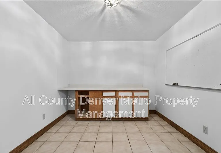 10193 Meade Ct — Photo 20