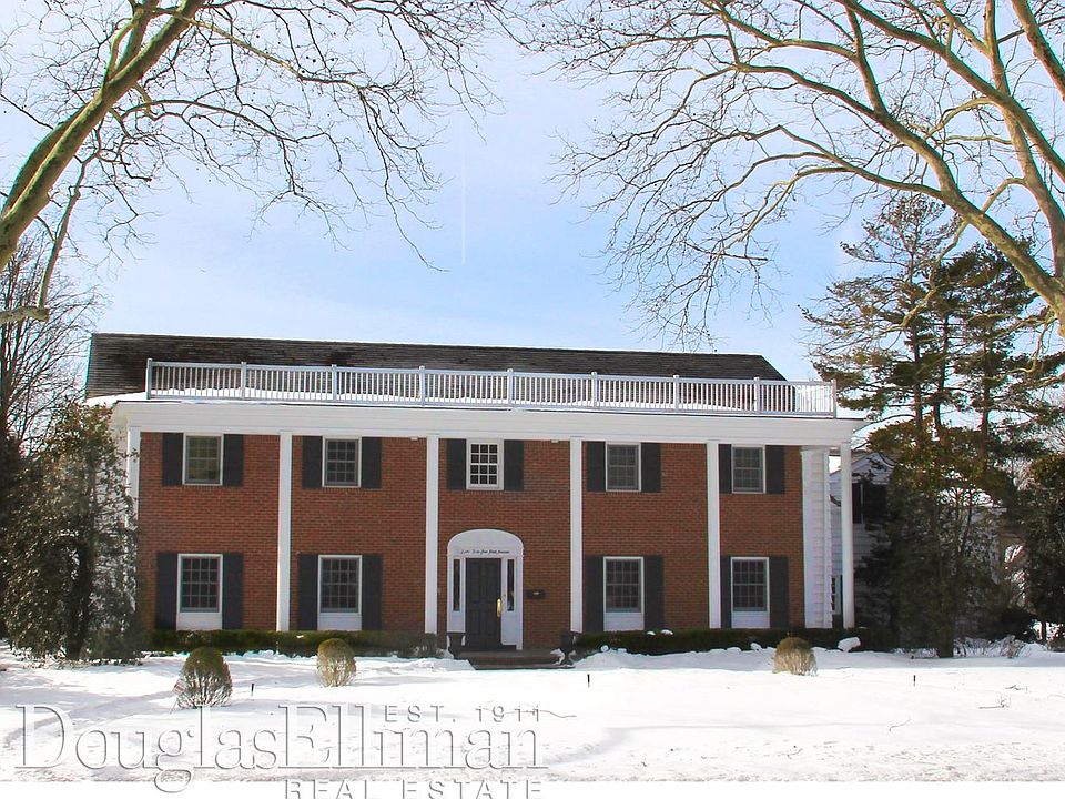1st image of 844 Park Ave