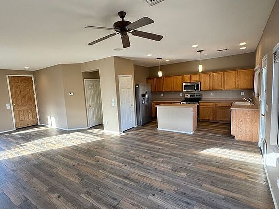 5th image of 9450 W Quail Ave