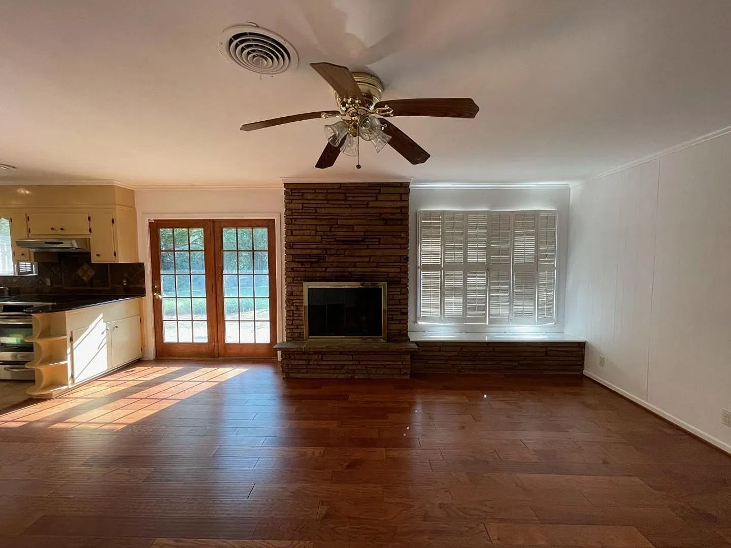 3209 Spanish Oak Dr, Fort Worth, TX 76109 — Photo 4