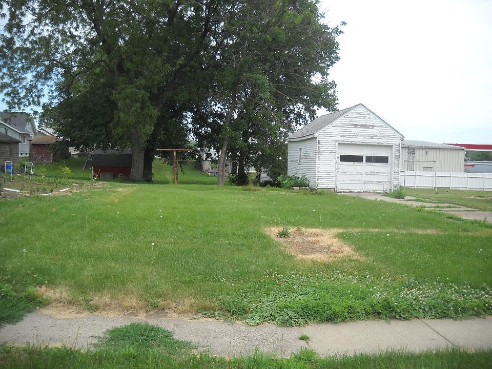 1st image of 2520 Chambers St