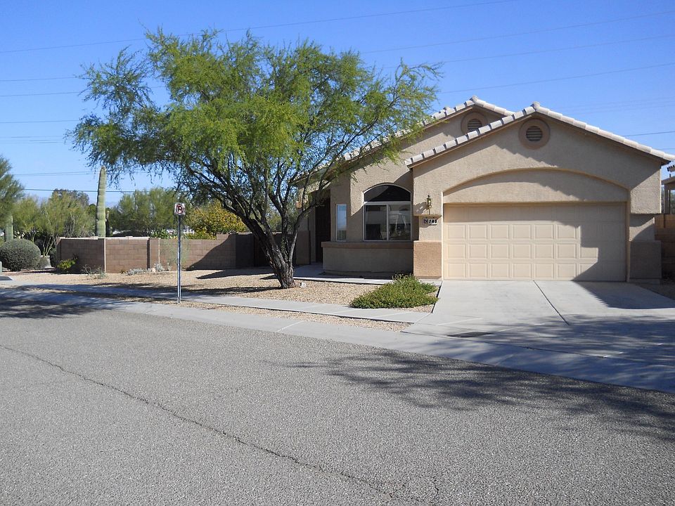 1st image of 148 N Desert Stream Dr W