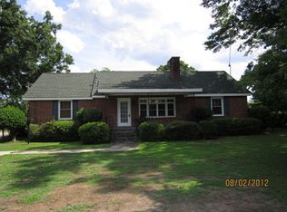 1606 Marshall Rd, Greenwood, SC 29646