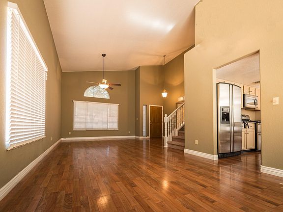 4th image of 2140 N Hayden Dr