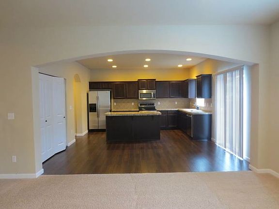 4th image of 3520 180th St E