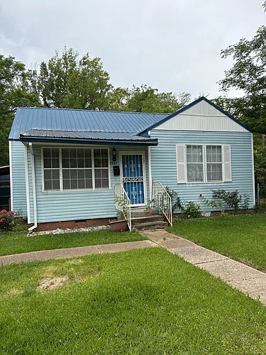 2921 Macy St Photo 1