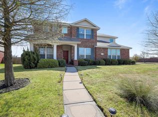 2101 Songbird Dr, Forney, TX 75126