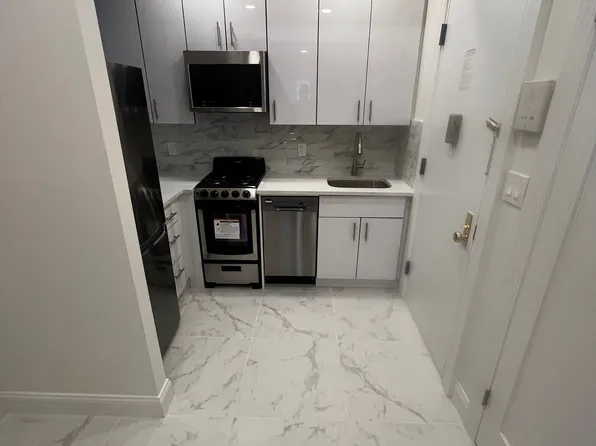 348 East 65th Street image 13 of 16