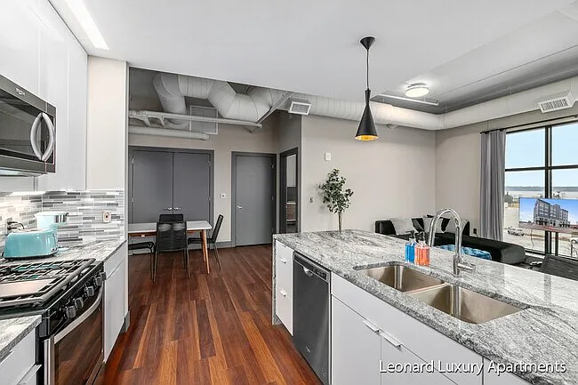 The Leonard Luxury Apartments — Photo 91