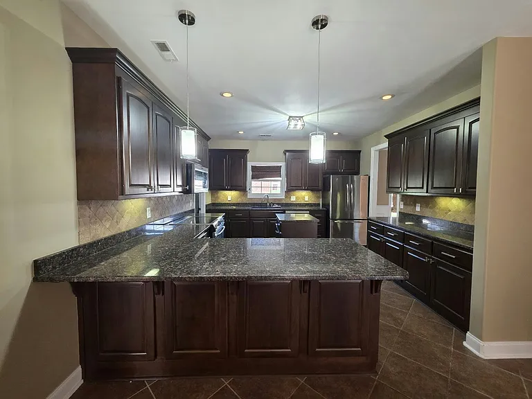 29794 Thunderpaw Dr — Photo 2