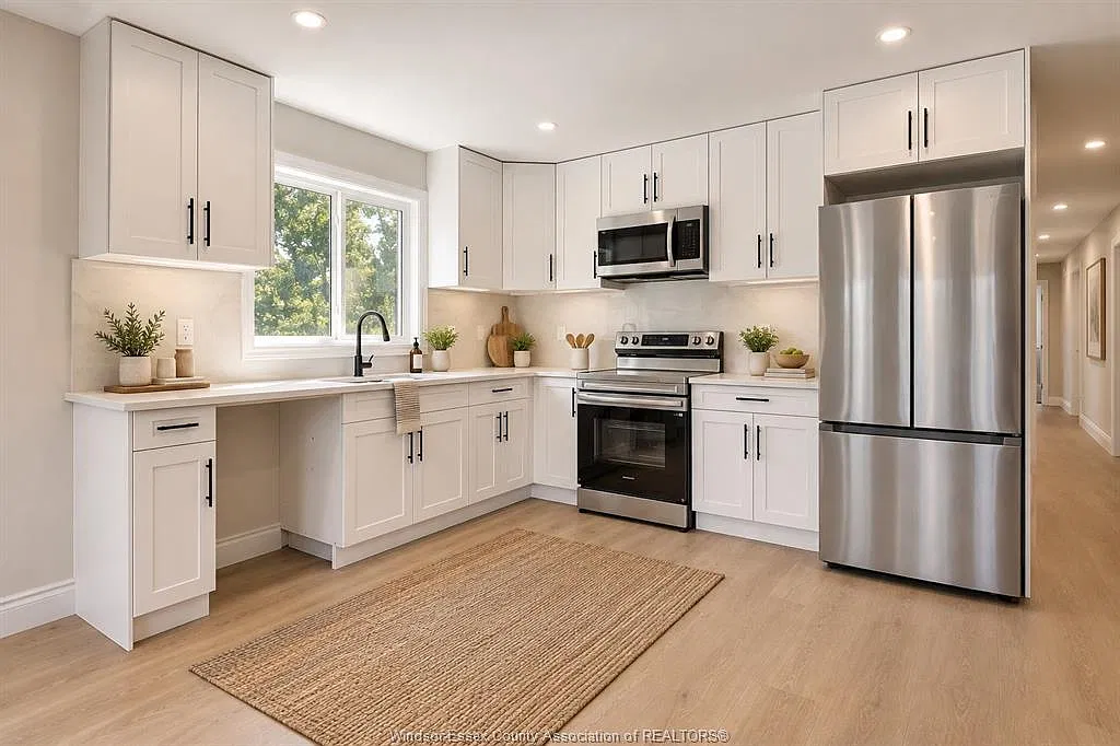 4695 Montgomery Dr — Photo 3