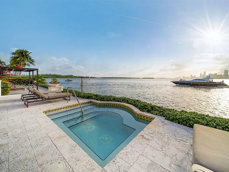 5245 Fisher Island Dr #5245 — Photo 50