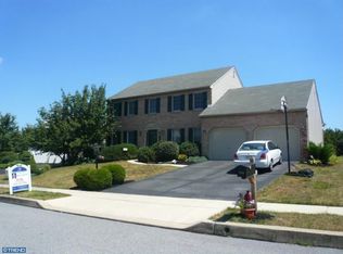 1709 Alden Ln, Wyomissing, PA 19610