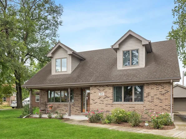 7024 Garden Ln, Bridgeview, IL 60455