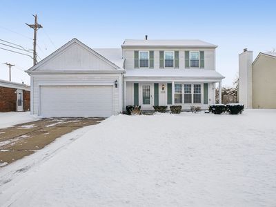 8980 Brougham Dr, Sterling Heights, MI, 48312