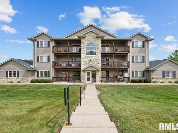 3209 S 16th Ave Unit 203, Eldridge, IA 52748