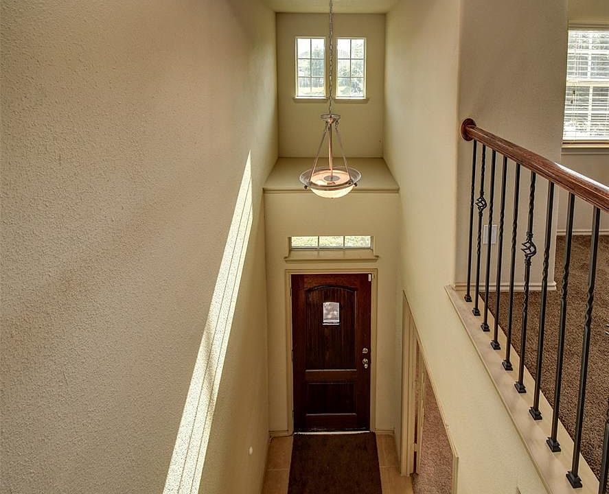 1st image of 9706 Woody Oaks Dr