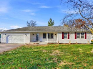 1617 N Iowa Ave, Washington, IA 52353