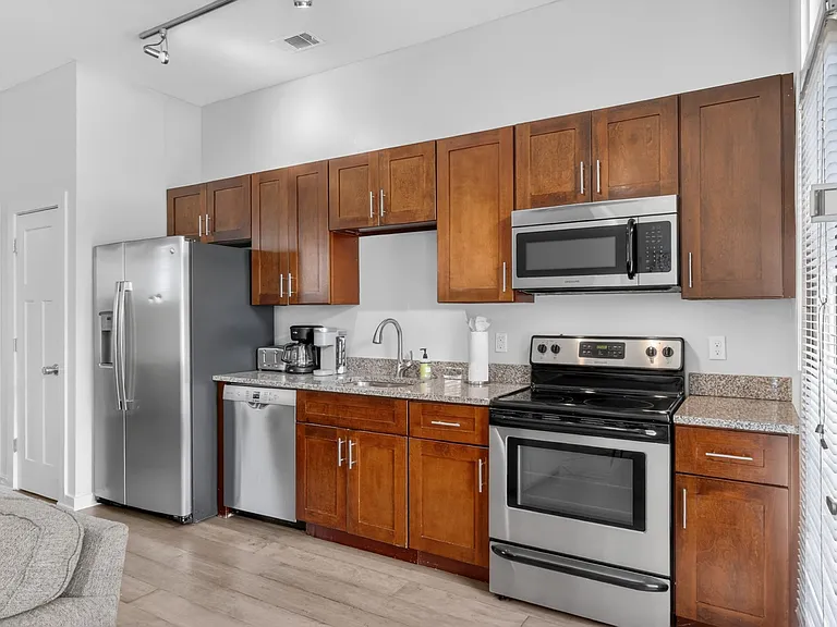 1700 Belcourt Ave #105 — Photo 12