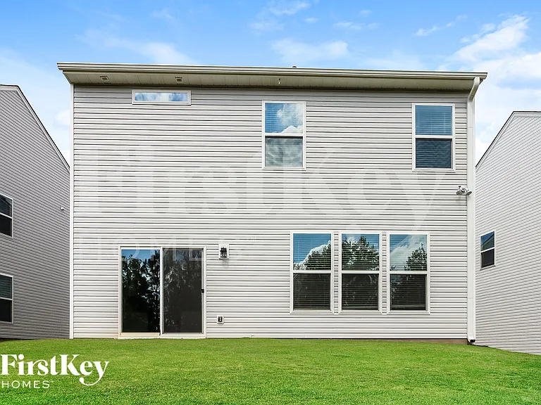 302 Ashborne Ln — Photo 14