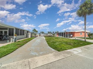 17750 Peppard Dr, Fort Myers Beach, FL 33931