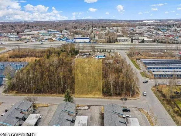 7210 Meadow St, Anchorage, AK 99507