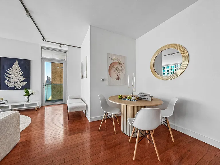 20 Newport Pkwy #908R-JC — Photo 10