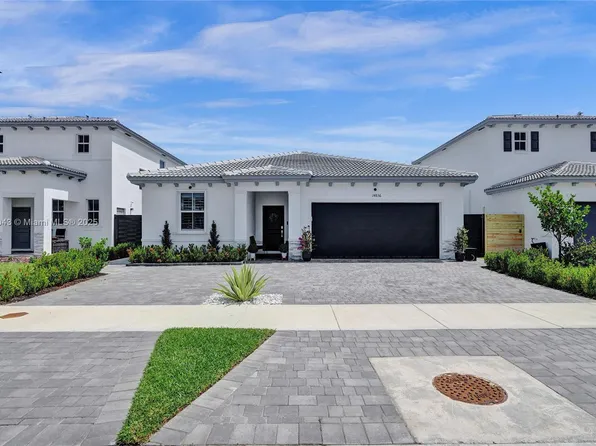 14836 SW 162nd St, Miami, FL 33187