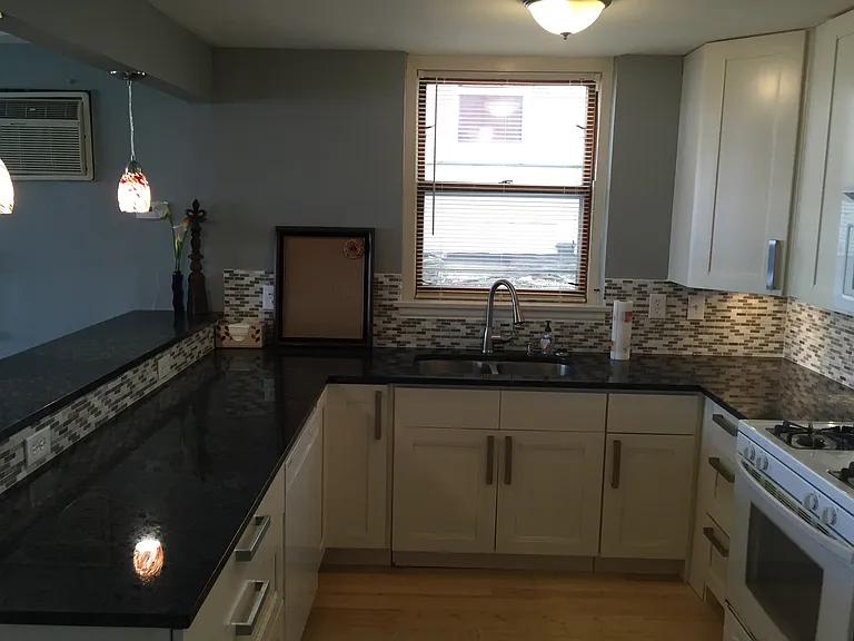 3312 Pleasant Ave #2 — Photo 3