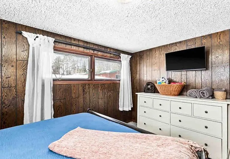 7590 Barrs Lake Rd — Photo 22