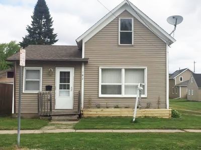 182 W 4th St, Zumbrota, MN, 55992