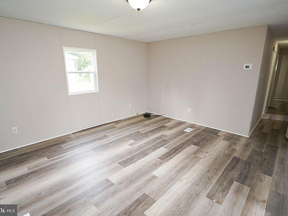 3rd image of 34208 Pin Oak Dr