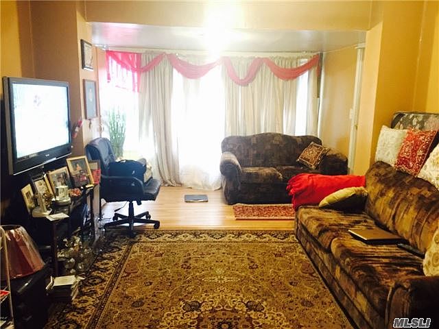 2nd image of 8635 127th St