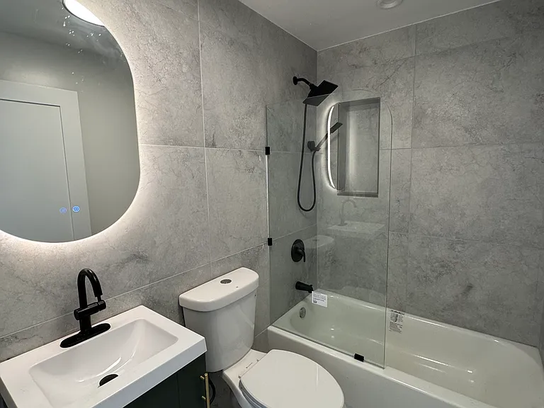 2919 W 24th Blvd #3B — Photo 3