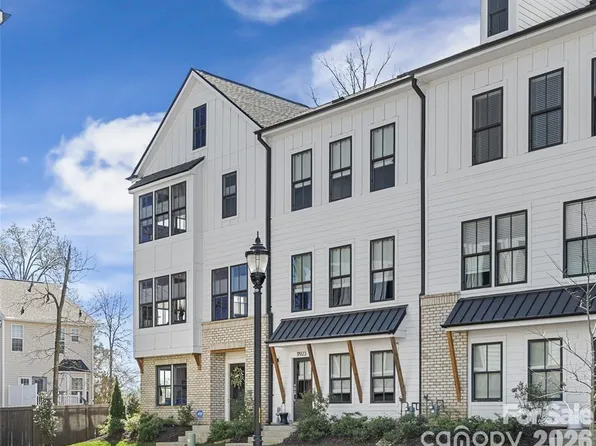 11921 Fiddlers Roof Ln, Charlotte, NC 28277