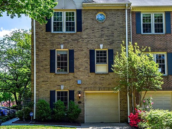 2nd image of 5915 Norham Dr